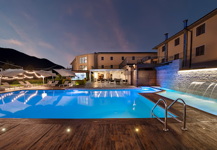 Sport Village Hotel & Spa Piazza del Mezzogiorno, 6, 67031 Castel di Sangro AQ, Italia