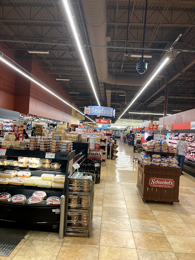 Supermarket «Giant Eagle Supermarket», reviews and photos, 27264 Lorain Rd, North Olmsted, OH 44070, USA