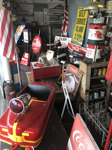 Thrift Store «Pocket Change Thrift, Antiques, and re-purpose store», reviews and photos, 1300 E State St, Alliance, OH 44601, USA