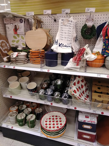 Department Store «Target», reviews and photos, 850 W North Ave, Melrose Park, IL 60160, USA