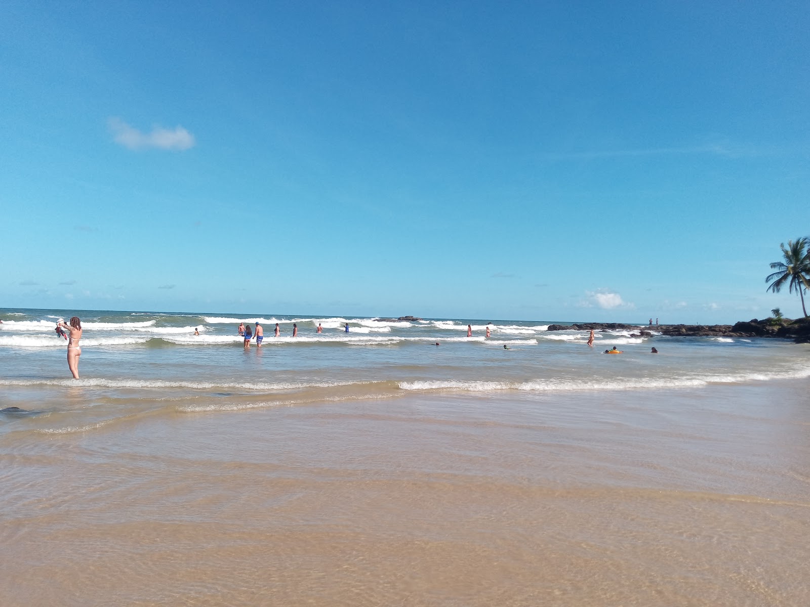 Valokuva Praia do Havaizinhoista. pinnalla turkoosi puhdas vesi:n kanssa