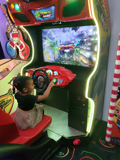 Bowling Alley «Spanish Trail Lanes», reviews and photos, 2909 Old Spanish Trail, Gautier, MS 39553, USA