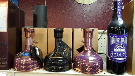 Liquor Store «Cherry Creek Liquor», reviews and photos, 13750 E Quincy Ave, Aurora, CO 80015, USA