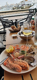 Photo n°60 de Restaurant Le Port à Les Sables-d'Olonne ()