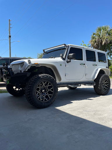 Tire Shop «Town and Country Tire Services», reviews and photos, 317 E Howard St, Live Oak, FL 32064, USA