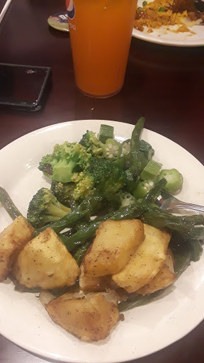 Shopping Mall «Prospect Plaza Shopping Center», reviews and photos, 18-54 Kane St, West Hartford, CT 06101, USA