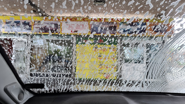 BIG BLING HAND CAR WASH AND VALETING CENTRE - Car wash