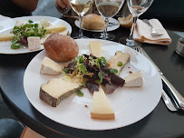 Plats et boissons du Restaurant gastronomique VINGT-DEUX à Paris - n°3