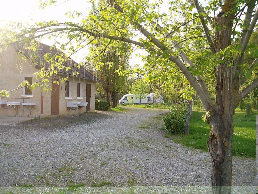 Camping Municipal de La Grave à Sainte-Eulalie-d'Olt (Aveyron 12)