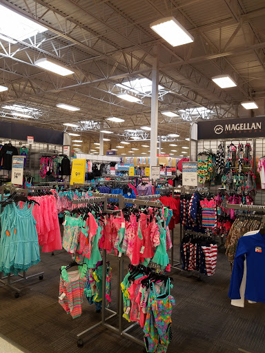 Sporting Goods Store «Academy Sports + Outdoors», reviews and photos, 8668 S Broadway Ave, Tyler, TX 75703, USA