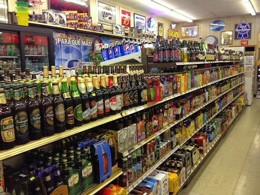 Liquor Store «Rosemont Liquors», reviews and photos, 9515 W Higgins Rd, Rosemont, IL 60018, USA