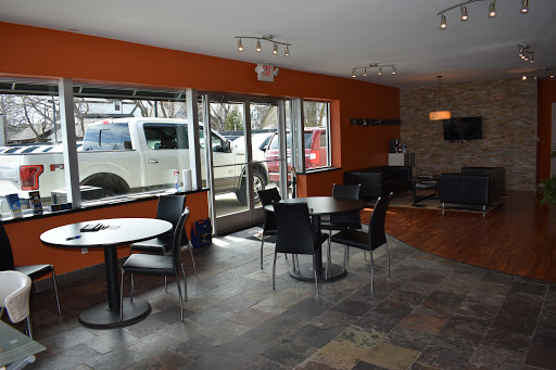 Car Dealer «Victory Motors», reviews and photos, 517 N Main St, Royal Oak, MI 48067, USA