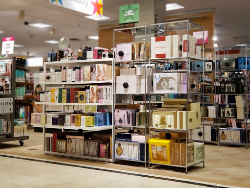 Shopping Mall «Solomon Pond Mall», reviews and photos, 601 Donald Lynch Blvd, Marlborough, MA 01752, USA