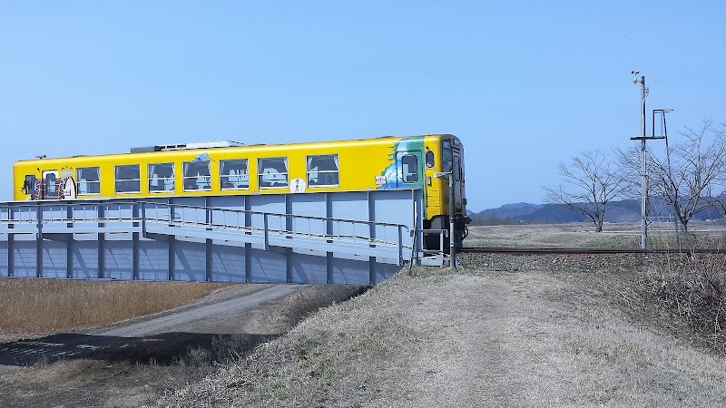 米代河川緑地広場野球場