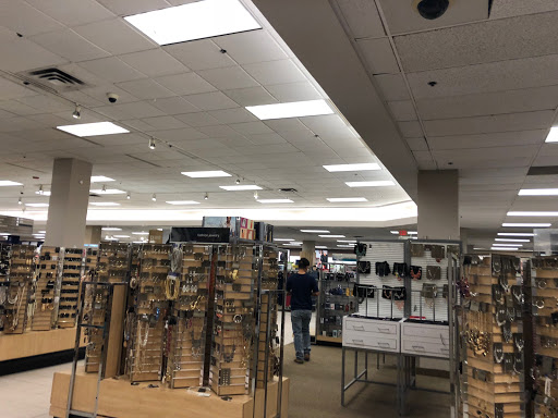 Department Store «Sears», reviews and photos, 7103 Democracy Blvd, Bethesda, MD 20817, USA