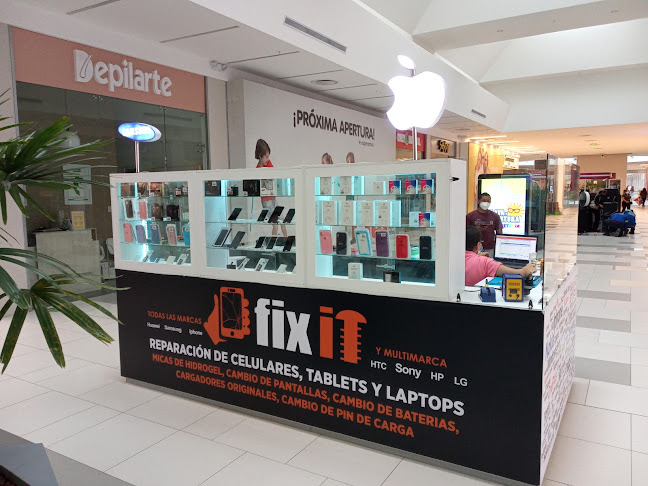 Opiniones de Fixit Riocentro ceibos en Guayaquil - Tienda de móviles