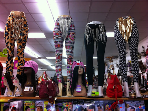 Cosmetics Store «Su Beauty Supply», reviews and photos, 4628 University Blvd E # D, Tuscaloosa, AL 35404, USA