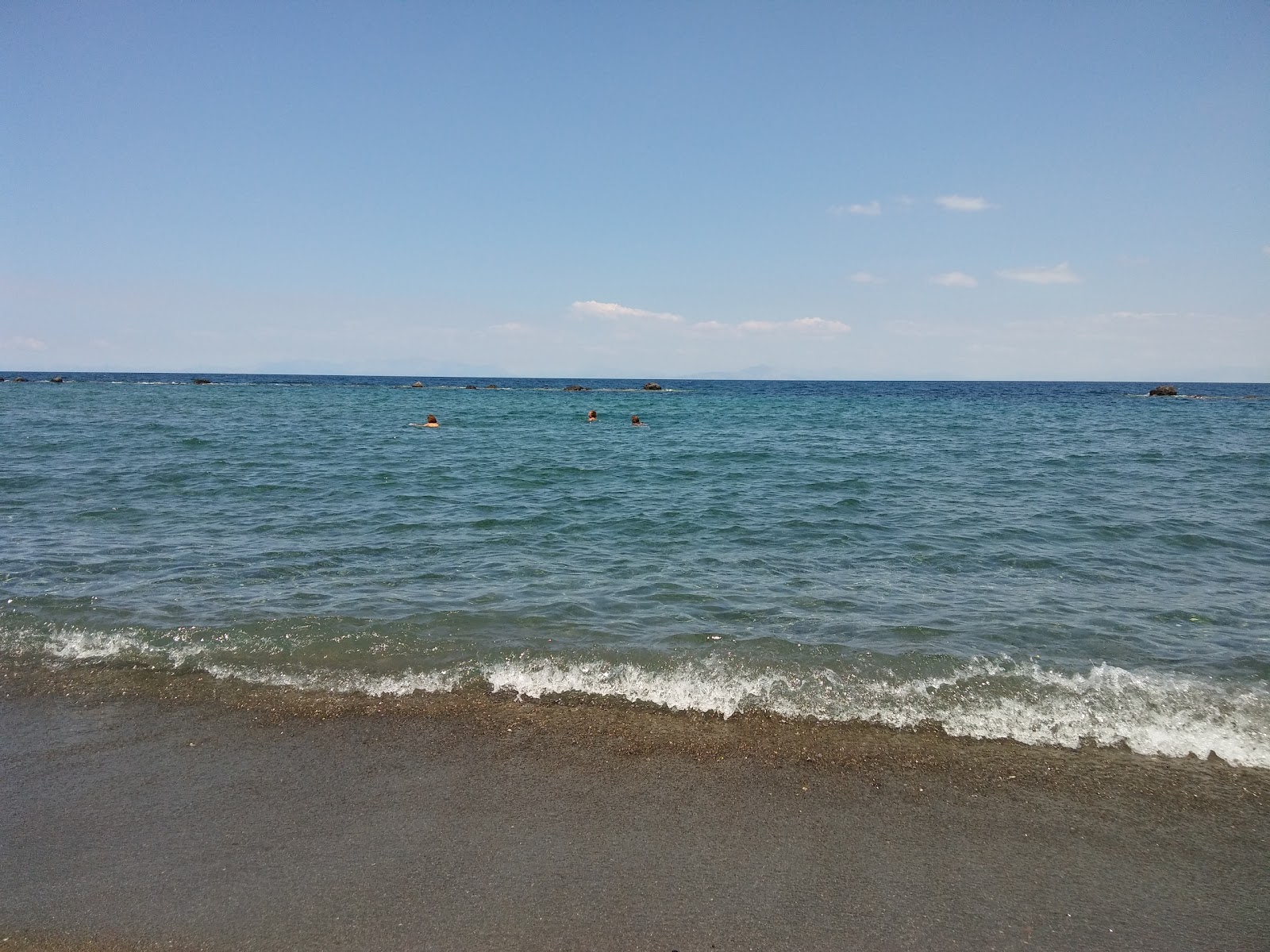 Monache Beach'in fotoğrafı çok temiz temizlik seviyesi ile