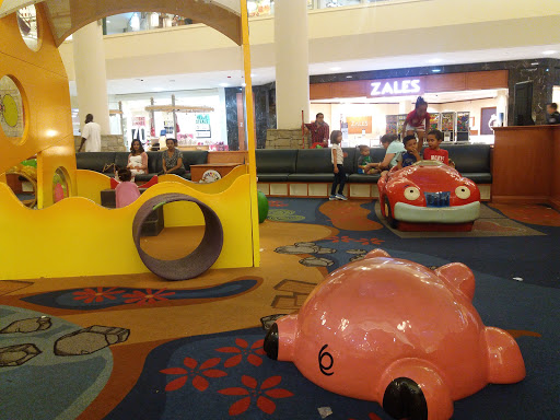 Shopping Mall «Town Center at Aurora», reviews and photos, 14200 E Alameda Ave, Aurora, CO 80012, USA