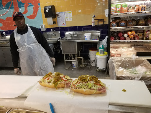 Shopping Mall «Progress Plaza Shopping Center», reviews and photos, 1501 N Broad St, Philadelphia, PA 19122, USA