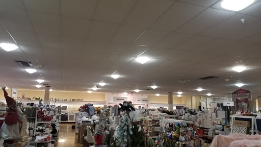 Department Store «T.J. Maxx & HomeGoods», reviews and photos, 4890 Integrity Way, Appleton, WI 54913, USA