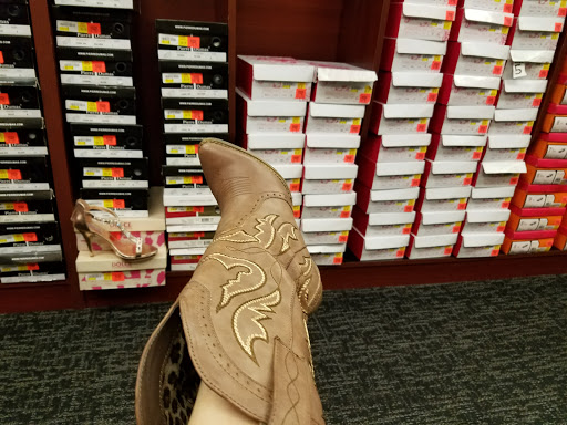 Shopping Mall «North Shore Square Mall», reviews and photos, 150 Northshore Blvd, Slidell, LA 70460, USA