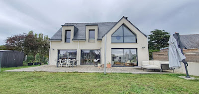 Mickaël HELLEGOUARCH - IAD Immobilier - Pluneret à Pluneret