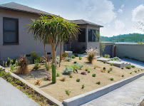 Flores Artscape - Photo 3 - Car repair in Los Angeles, CA, Los Angeles