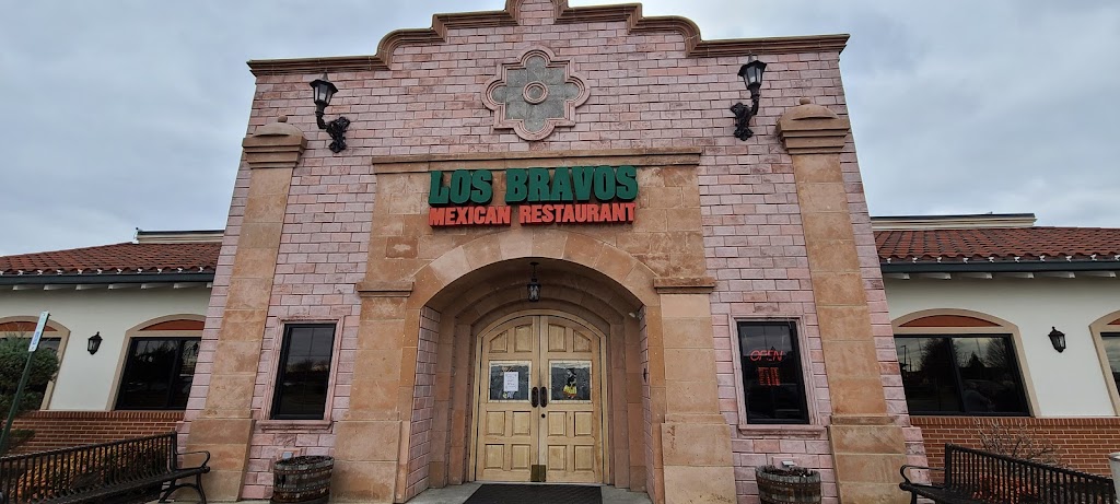 Los Bravos Mexican Restaurant - East side 47715