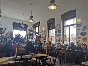 Cafe am Kapuzinerplatz