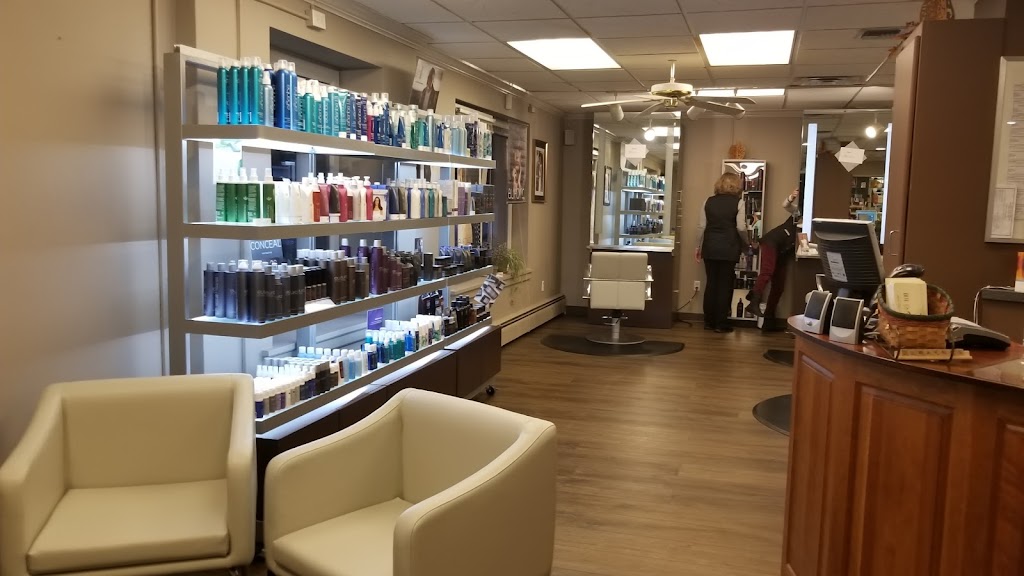 Duwayne's Salon 53704
