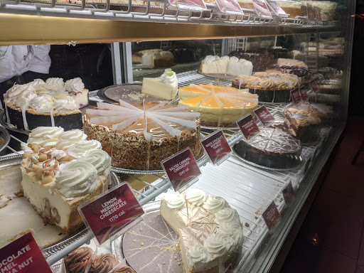 Shopping Mall «Lincolnshire Commons», reviews and photos, 900 Milwaukee Ave, Lincolnshire, IL 60069, USA