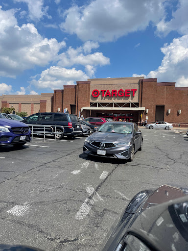 Department Store «Target», reviews and photos, 3101 Jefferson Davis Hwy, Alexandria, VA 22305, USA