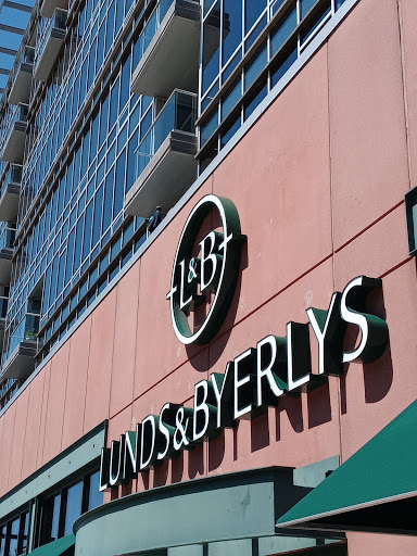 Grocery Store «Lunds & Byerlys Northeast Minneapolis», reviews and photos, 25 University Ave SE, Minneapolis, MN 55414, USA