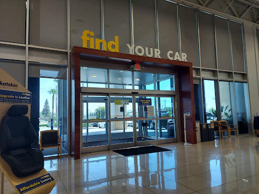 Used Car Dealer «CarMax», reviews and photos, 1131 Central Ave, Duarte, CA 91010, USA