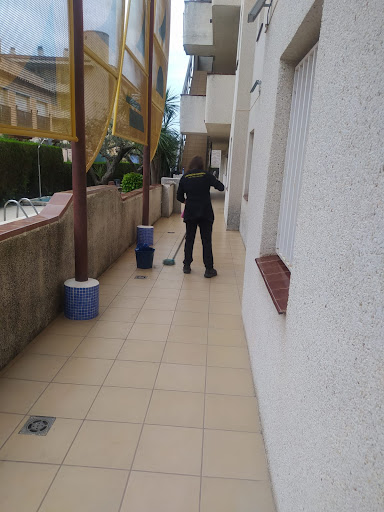 Limpiezas Sandra S.L. en Vila-seca, Tarragona