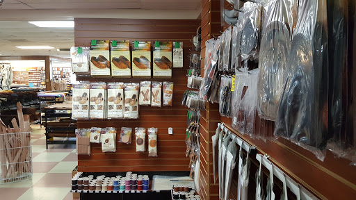 Craft Store «Tandy Leather Little Rock-152», reviews and photos, 901 Towne Oaks Dr B, Little Rock, AR 72227, USA
