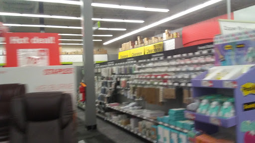 Office Supply Store «Staples», reviews and photos, 4200 W 78th St, Bloomington, MN 55435, USA