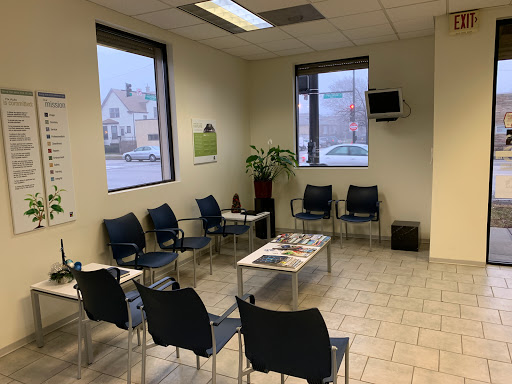 Auto Body Shop «Fix Auto Chicago», reviews and photos, 4700 W Fullerton Ave, Chicago, IL 60639, USA