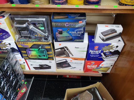 Tobacco Shop «Tobacco Oasis», reviews and photos, 259 Irving Park Rd, Roselle, IL 60172, USA
