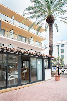 Hotel Adia Cunit Av. de Tarragona, 2, 43881 Cunit, Tarragona, España