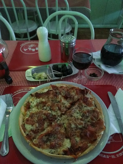 Bella Pizza - R. Baixo Alentejo 13, 2870-160 Montijo, Portugal