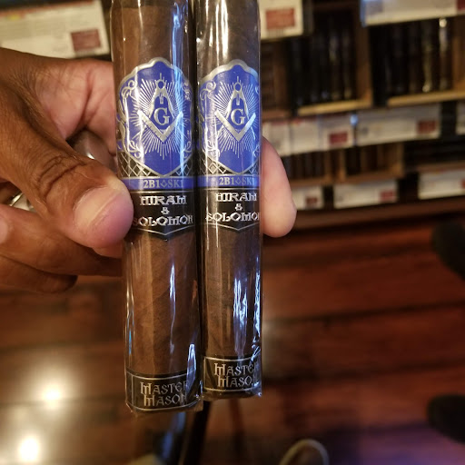 Cigar Shop «Miami Cigar Shop - Neptune Cigars SuperStore», reviews and photos, 9308 S Dixie Hwy, Kendall, FL 33156, USA