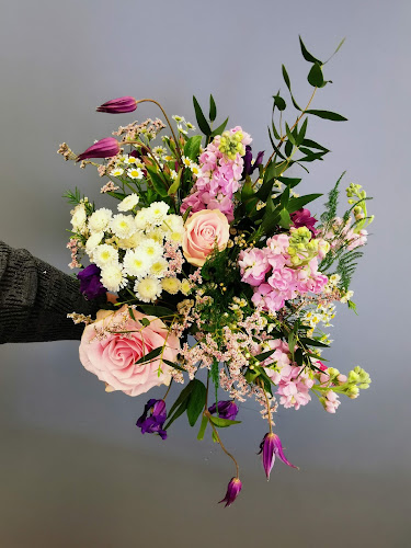 Comments and reviews of Mad Hatter Floral Design Ltd