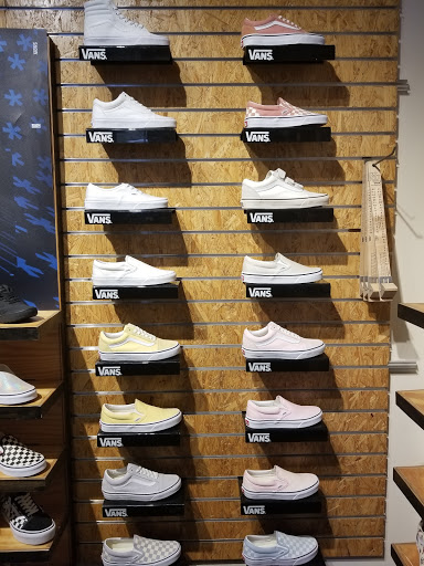 Shoe Store «Vans», reviews and photos, 420 S Garfield Ave, Alhambra, CA 91801, USA