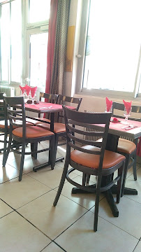 Atmosphère du Restaurant libanais Layaly Al Sham Restaurant Syrien-Libanais à Givors - n°13