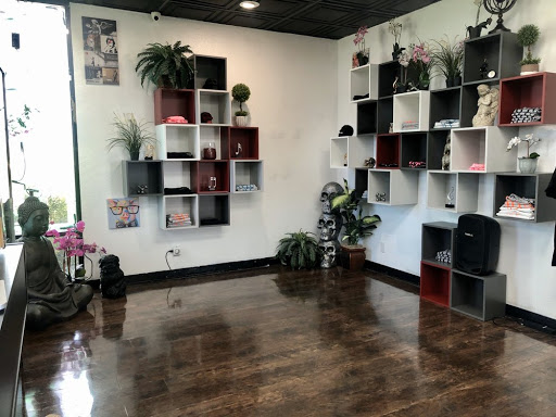 Tattoo Shop «SD Tattoo and Body Piercing», reviews and photos, 3780 Hancock St, San Diego, CA 92110, USA