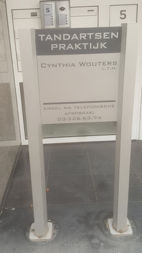 Beoordelingen van Tandartsenpraktijk Cynthia Wouters in Antwerpen - Tandarts