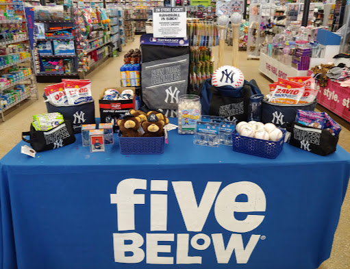 Variety Store «Five Below», reviews and photos, 1 Rte 37 W, Toms River, NJ 08753, USA