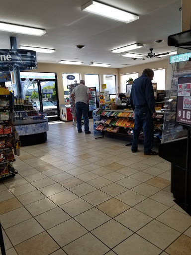 Chevron, 13430 State Hwy 20, Clearlake Oaks, CA 95423, USA, 